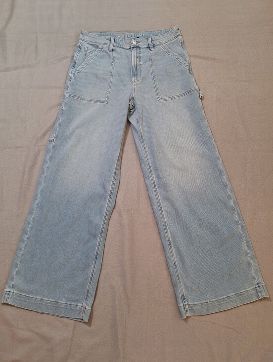 American Eagle Outfitters Denim - American Eagle Light Wash Super High Rise Baggy Wide Leg Jeans Wms 12 Regular